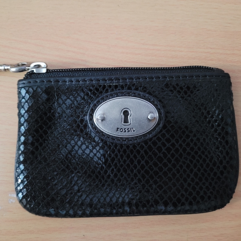 FOSSIL change purse with ID slot